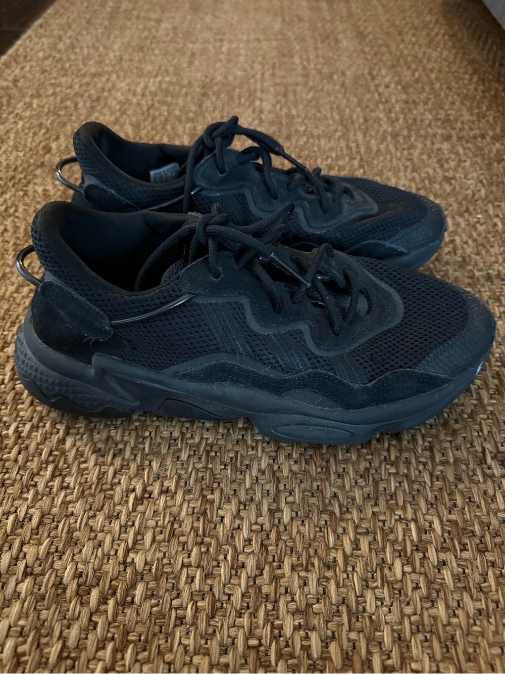 Adidas Ozweego Sneakers
